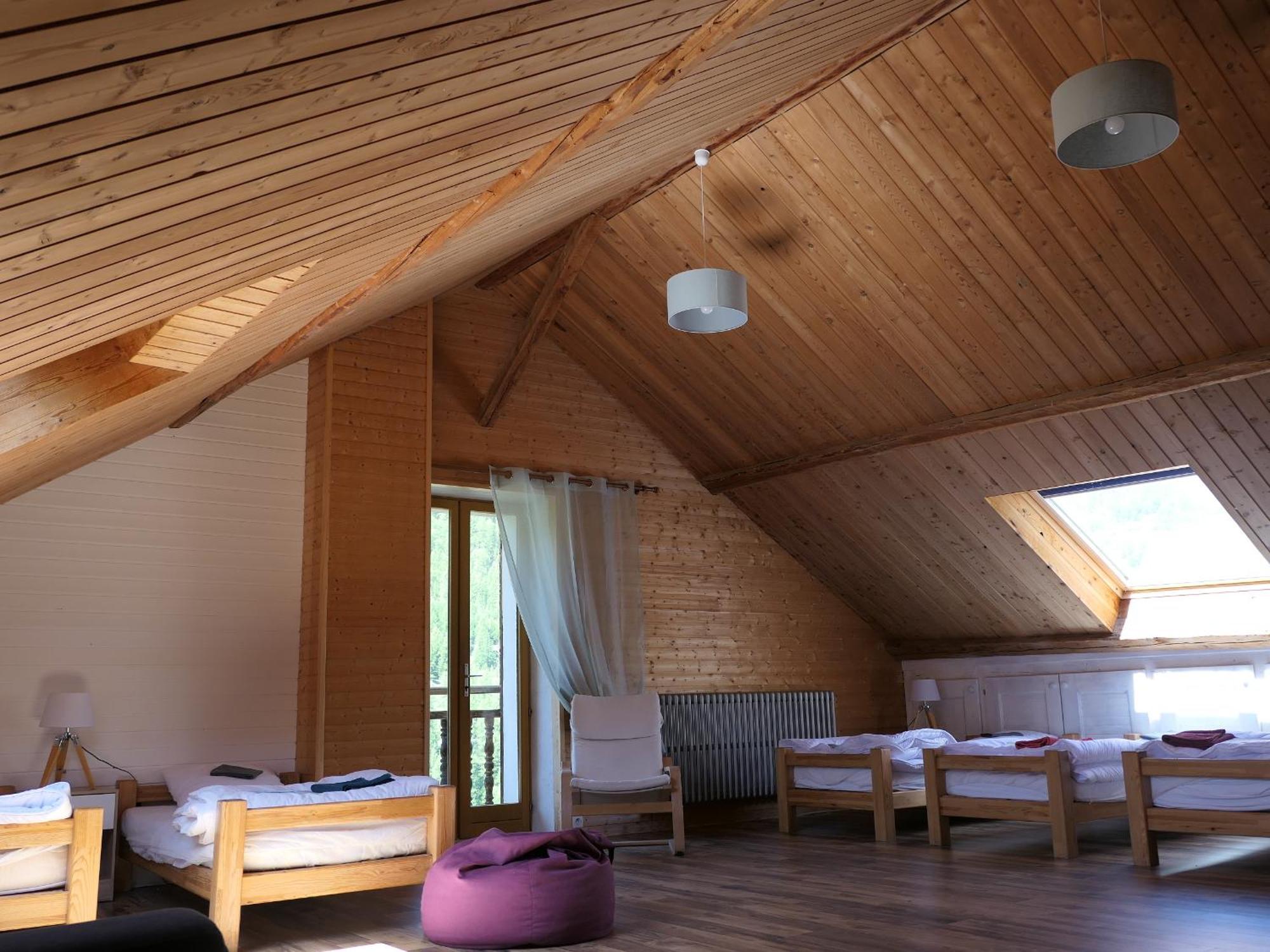 Auberge Les 1000 Cols, Anciennement Val D Azur Molines-en-Queyras Room photo